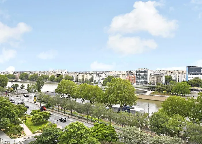 Lägenhet Tour Eiffel Vues Panoramiques & Seine Sejour Luxe 2